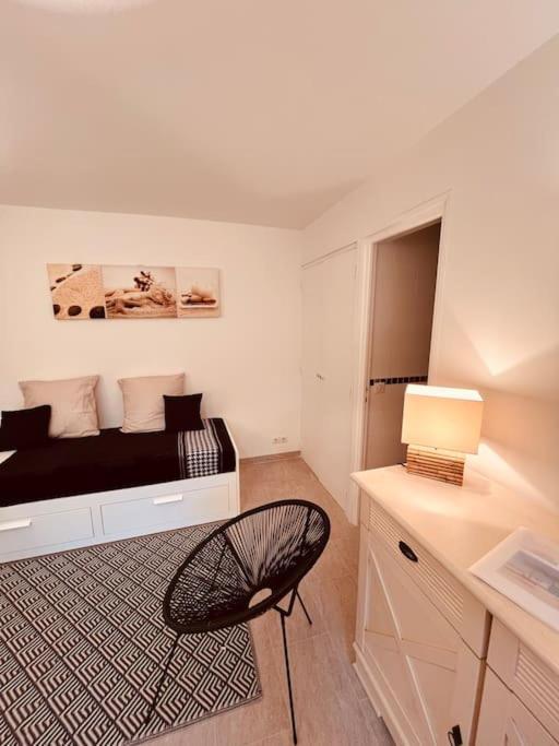 Studio Jardin Privatif 300M De La Plage سانت ماكسيم المظهر الخارجي الصورة
